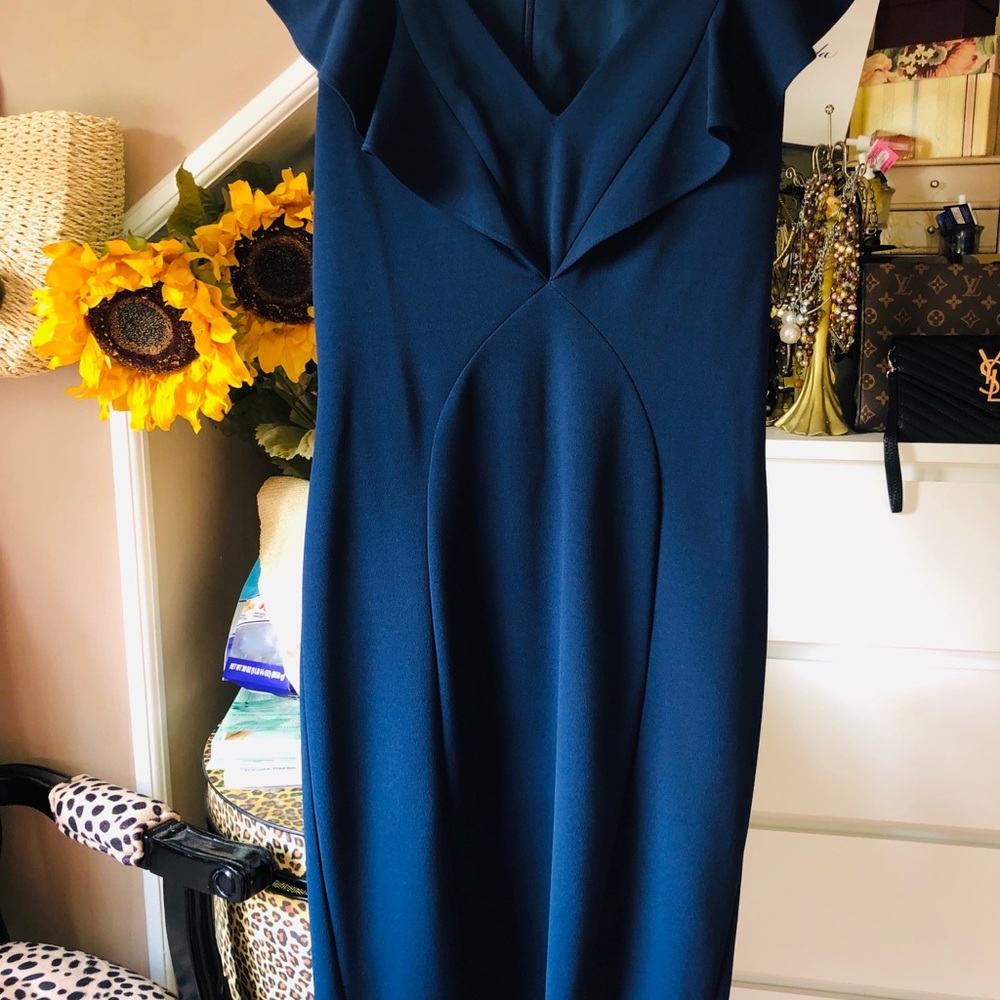 Dress - Picture 5 of 6
